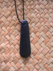 Roimata (Teardrop) 2.5 Inch